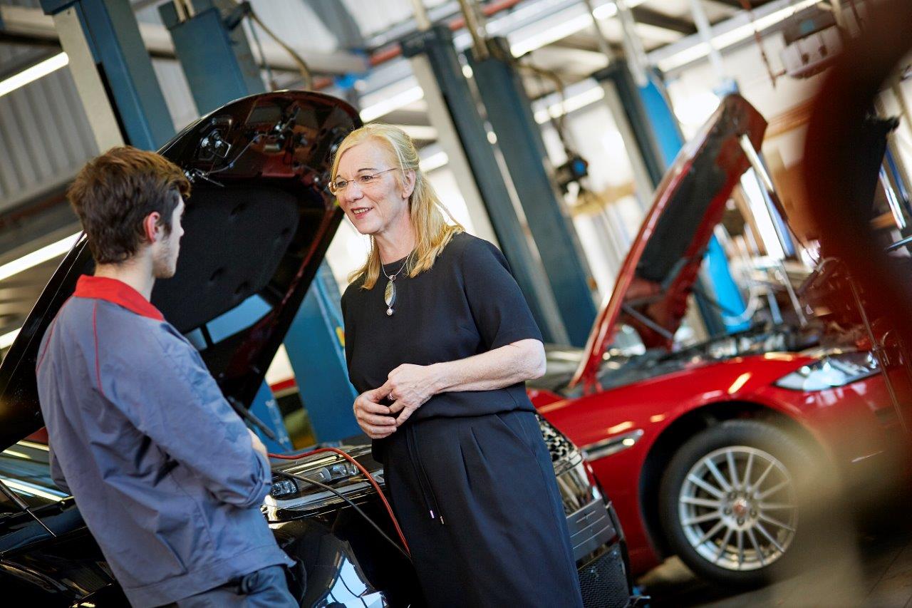 Lehrling KFZ-Techniker/in mit Systemelektronik bei Kundencenter Graz